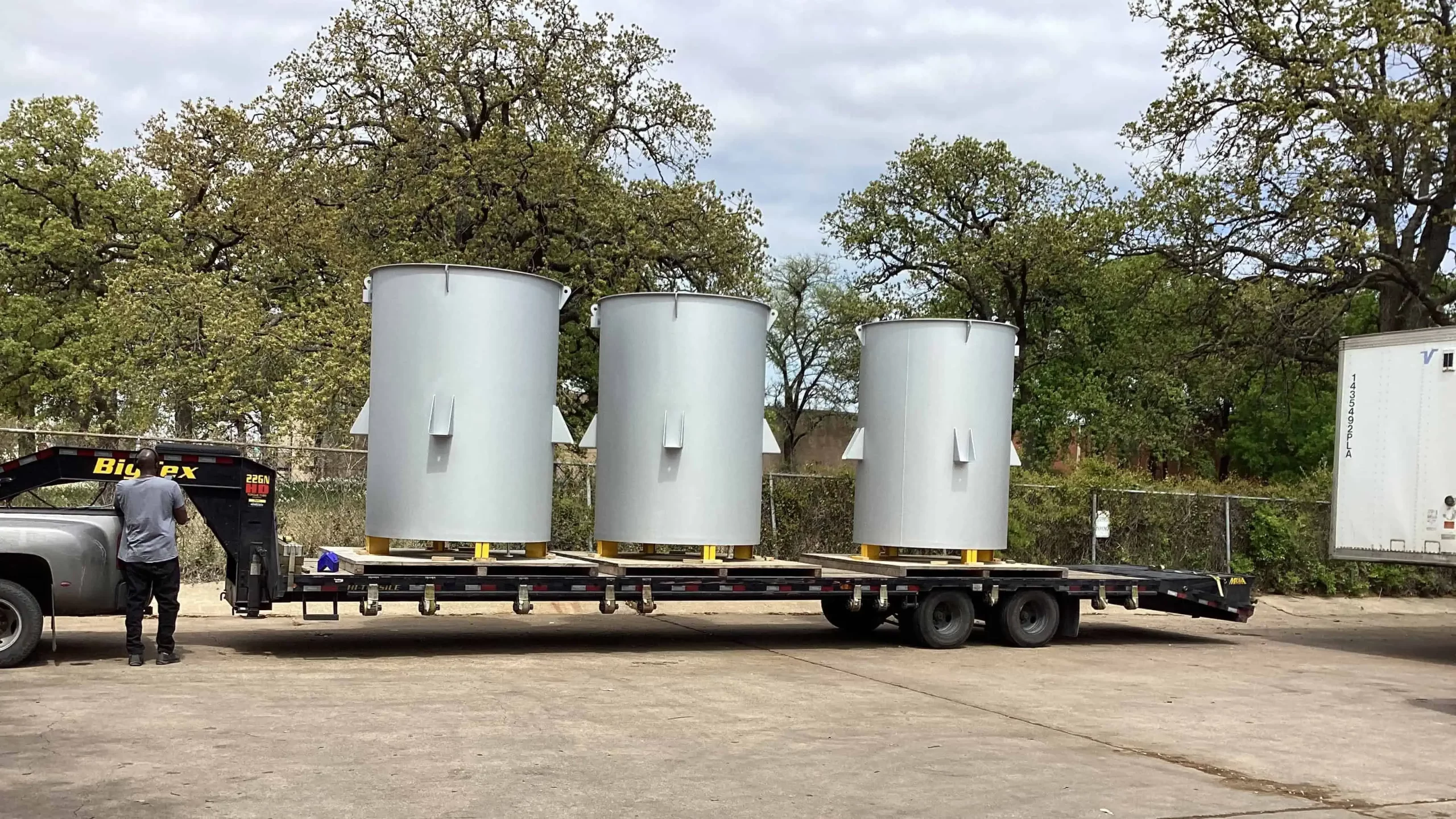 industrial-coating-service-coated-tanks